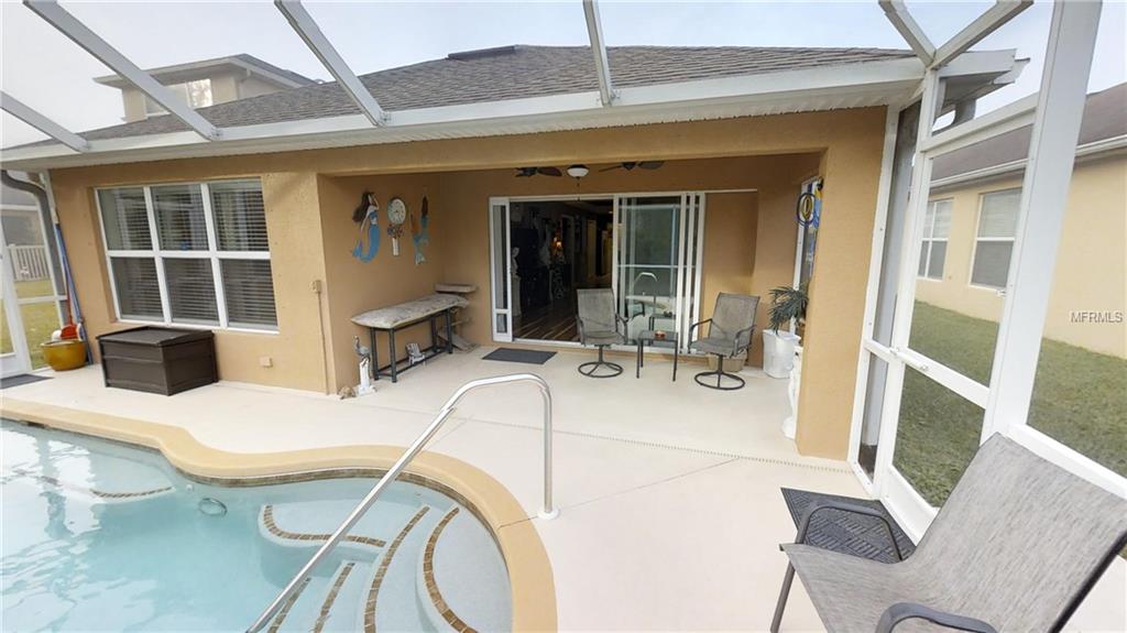 5822 OAK MILL TERRACE, PALMETTO, Florida 34221, 3 Bedrooms Bedrooms, 3 Rooms Rooms,2 BathroomsBathrooms,Residential,For sale,OAK MILL,A4209617