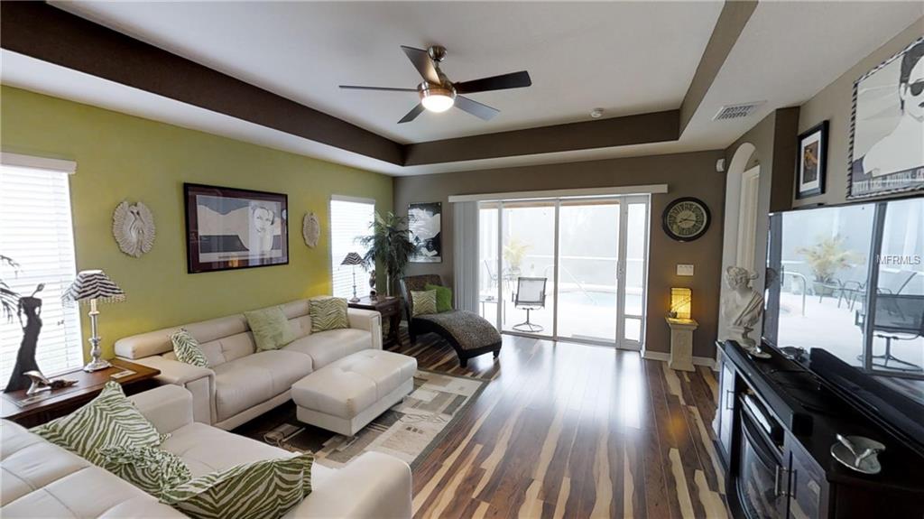 5822 OAK MILL TERRACE, PALMETTO, Florida 34221, 3 Bedrooms Bedrooms, 3 Rooms Rooms,2 BathroomsBathrooms,Residential,For sale,OAK MILL,A4209617