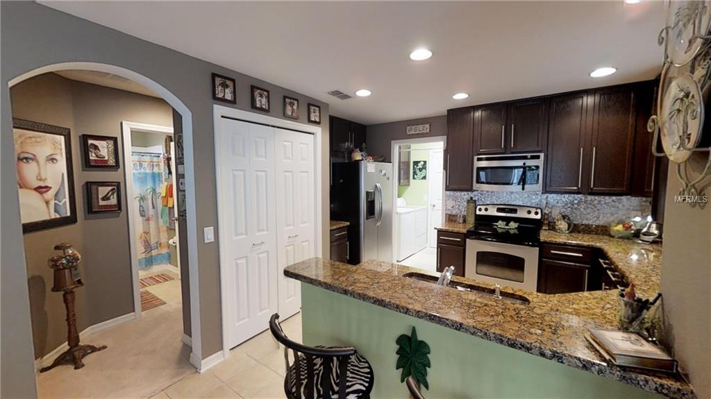 5822 OAK MILL TERRACE, PALMETTO, Florida 34221, 3 Bedrooms Bedrooms, 3 Rooms Rooms,2 BathroomsBathrooms,Residential,For sale,OAK MILL,A4209617