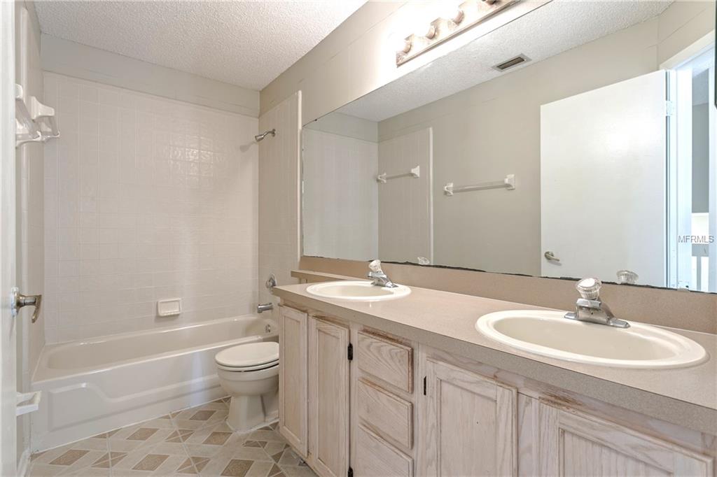 2105 RICHFIELD COVE DRIVE, OCOEE, Florida 34761, 4 Bedrooms Bedrooms, 11 Rooms Rooms,2 BathroomsBathrooms,Residential,For sale,RICHFIELD COVE,O5561715