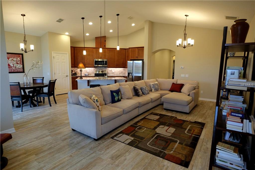 19503 SEA MYRTLE WAY, TAMPA, Florida 33647, 3 Bedrooms Bedrooms, 8 Rooms Rooms,2 BathroomsBathrooms,Residential,For sale,SEA MYRTLE,T2928437