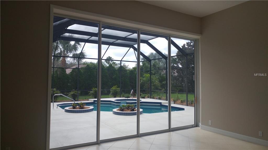 8122 LONE TREE GLEN LAKEWOOD RANCH, Florida 34202, 4 Bedrooms Bedrooms, 8 Rooms Rooms,3 BathroomsBathrooms,Residential,For sale,LONE TREE,A4210098