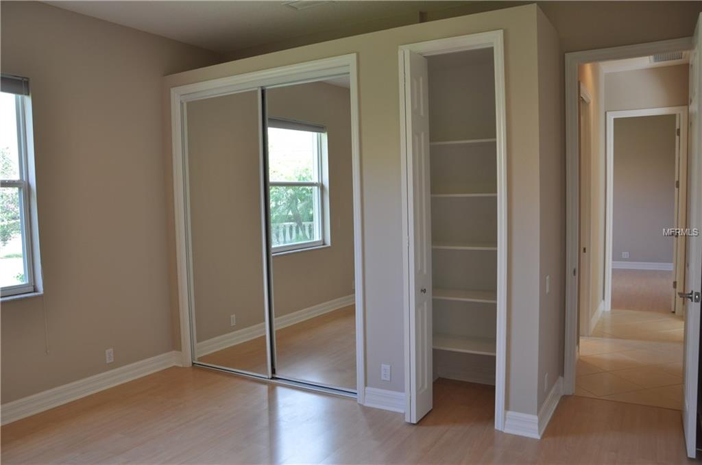 8122 LONE TREE GLEN LAKEWOOD RANCH, Florida 34202, 4 Bedrooms Bedrooms, 8 Rooms Rooms,3 BathroomsBathrooms,Residential,For sale,LONE TREE,A4210098