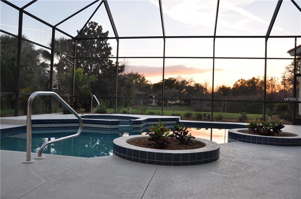 8122 LONE TREE GLEN LAKEWOOD RANCH, Florida 34202, 4 Bedrooms Bedrooms, 8 Rooms Rooms,3 BathroomsBathrooms,Residential,For sale,LONE TREE,A4210098