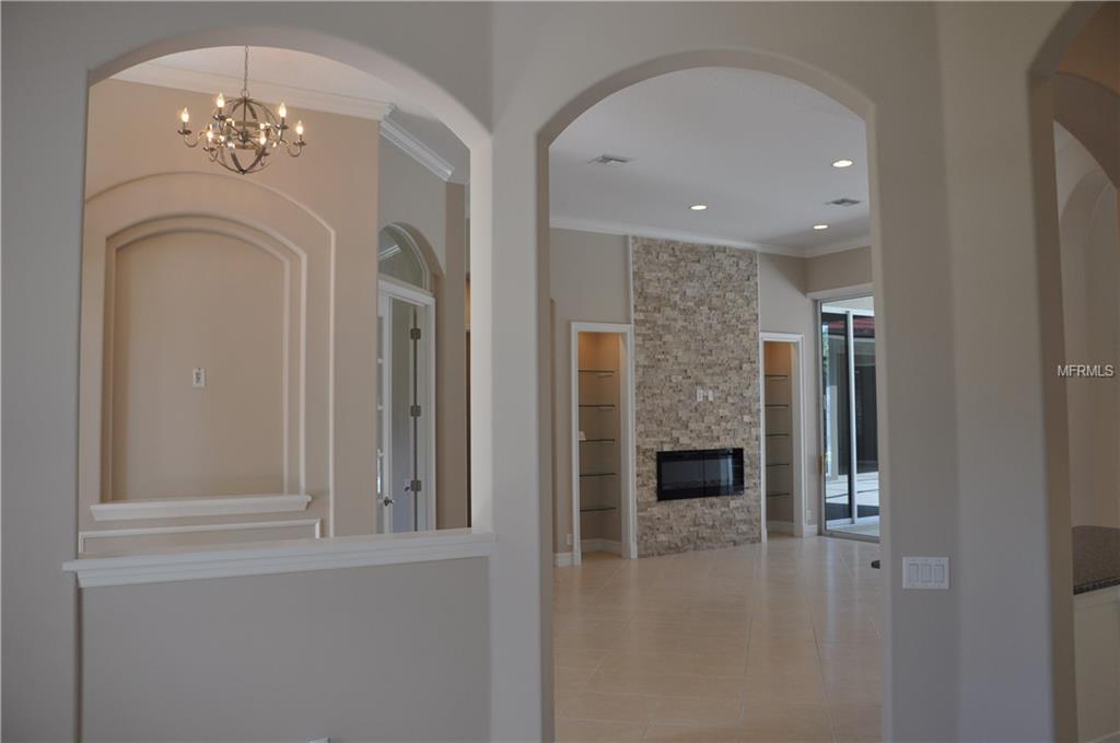 8122 LONE TREE GLEN LAKEWOOD RANCH, Florida 34202, 4 Bedrooms Bedrooms, 8 Rooms Rooms,3 BathroomsBathrooms,Residential,For sale,LONE TREE,A4210098