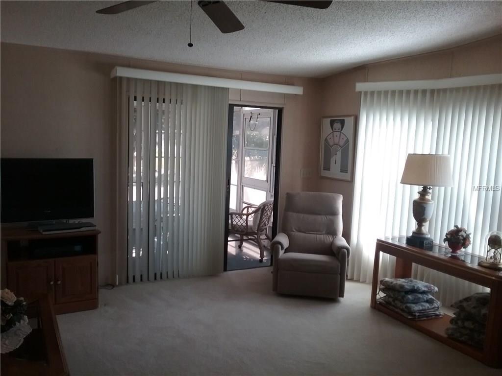 8442 CASTLE GARDEN ROAD, PALMETTO, Florida 34221, 2 Bedrooms Bedrooms, 4 Rooms Rooms,2 BathroomsBathrooms,Residential,For sale,CASTLE GARDEN,A4203239