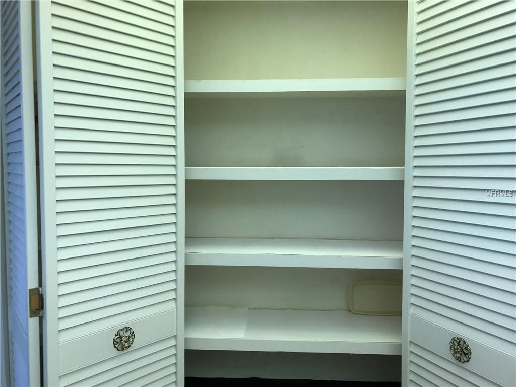 225 COUNTRY CLUB DRIVE, LARGO, Florida 33771, 2 Bedrooms Bedrooms, 4 Rooms Rooms,2 BathroomsBathrooms,Residential,For sale,COUNTRY CLUB,U7843242