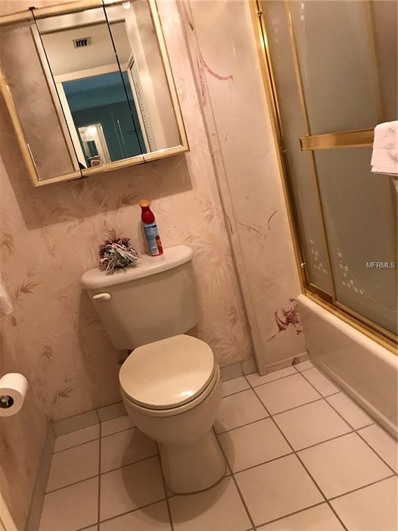 225 COUNTRY CLUB DRIVE, LARGO, Florida 33771, 2 Bedrooms Bedrooms, 4 Rooms Rooms,2 BathroomsBathrooms,Residential,For sale,COUNTRY CLUB,U7843242