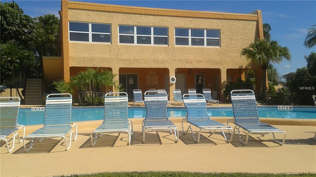 225 COUNTRY CLUB DRIVE, LARGO, Florida 33771, 2 Bedrooms Bedrooms, 4 Rooms Rooms,2 BathroomsBathrooms,Residential,For sale,COUNTRY CLUB,U7843242