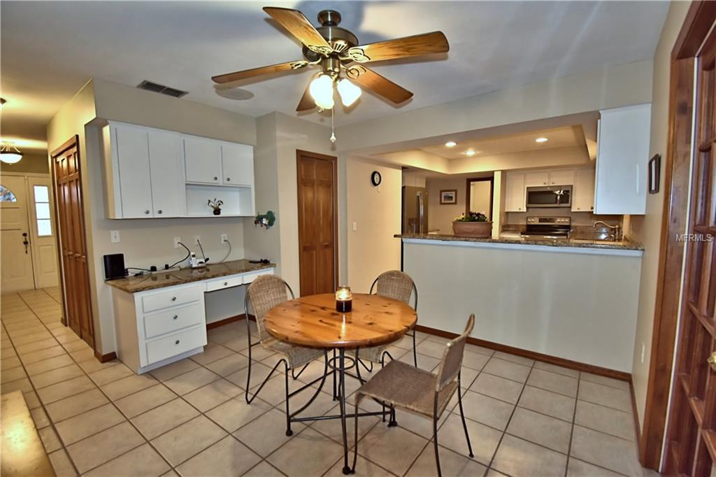 501 HILLSIDE DRIVE, AUBURNDALE, Florida 33823, 4 Bedrooms Bedrooms, 7 Rooms Rooms,3 BathroomsBathrooms,Residential,For sale,HILLSIDE,P4718757