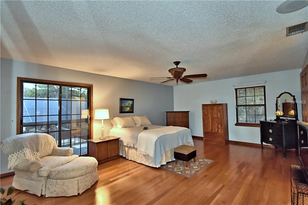 501 HILLSIDE DRIVE, AUBURNDALE, Florida 33823, 4 Bedrooms Bedrooms, 7 Rooms Rooms,3 BathroomsBathrooms,Residential,For sale,HILLSIDE,P4718757