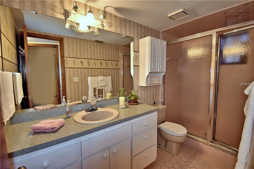 501 HILLSIDE DRIVE, AUBURNDALE, Florida 33823, 4 Bedrooms Bedrooms, 7 Rooms Rooms,3 BathroomsBathrooms,Residential,For sale,HILLSIDE,P4718757