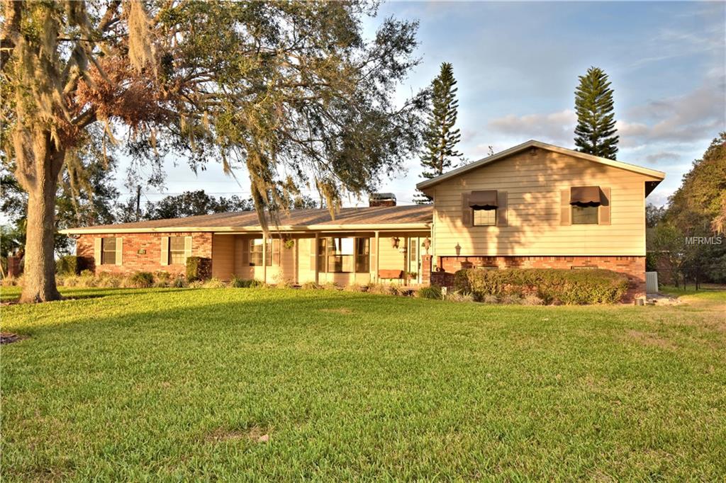 501 HILLSIDE DRIVE, AUBURNDALE, Florida 33823, 4 Bedrooms Bedrooms, 7 Rooms Rooms,3 BathroomsBathrooms,Residential,For sale,HILLSIDE,P4718757