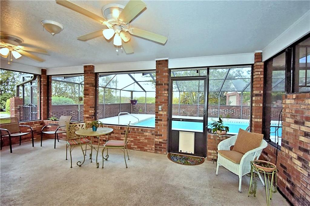 501 HILLSIDE DRIVE, AUBURNDALE, Florida 33823, 4 Bedrooms Bedrooms, 7 Rooms Rooms,3 BathroomsBathrooms,Residential,For sale,HILLSIDE,P4718757