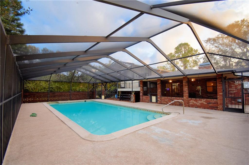 501 HILLSIDE DRIVE, AUBURNDALE, Florida 33823, 4 Bedrooms Bedrooms, 7 Rooms Rooms,3 BathroomsBathrooms,Residential,For sale,HILLSIDE,P4718757