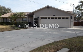 8123 N MANHATTAN AVENUE TAMPA, Florida 33614, 4 Bedrooms Bedrooms, 9 Rooms Rooms,2 BathroomsBathrooms,Residential,For sale,MANHATTAN,T2925533