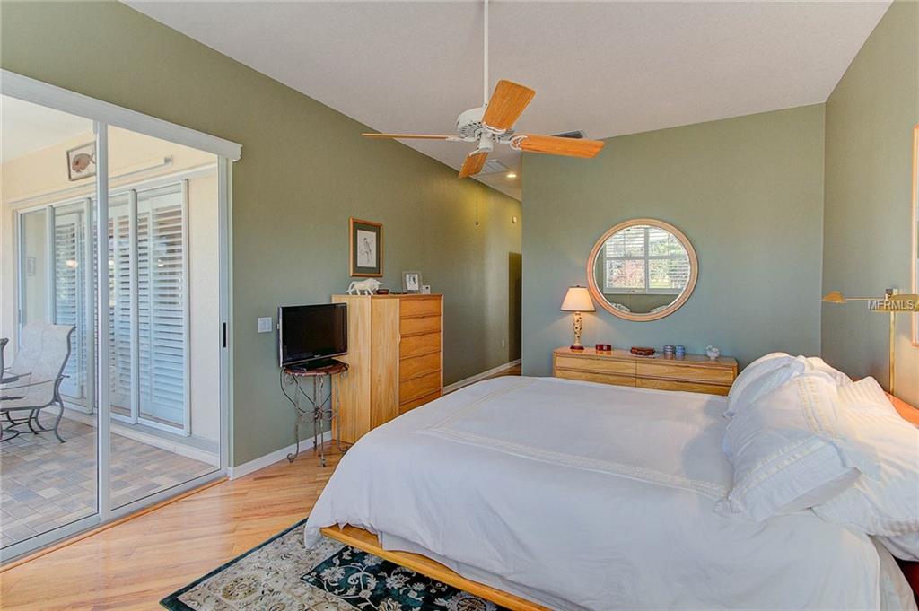 4810 76TH COURT E, BRADENTON, Florida 34203, 3 Bedrooms Bedrooms, 8 Rooms Rooms,2 BathroomsBathrooms,Residential,For sale,76TH,A4208531