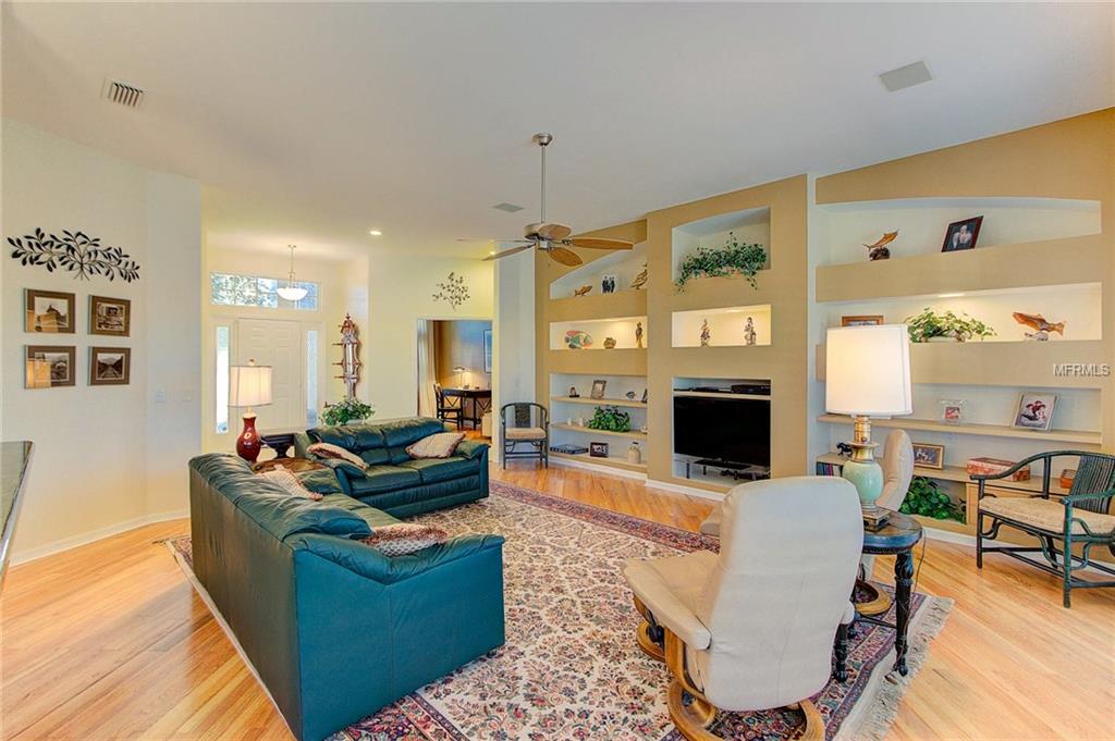 4810 76TH COURT E, BRADENTON, Florida 34203, 3 Bedrooms Bedrooms, 8 Rooms Rooms,2 BathroomsBathrooms,Residential,For sale,76TH,A4208531