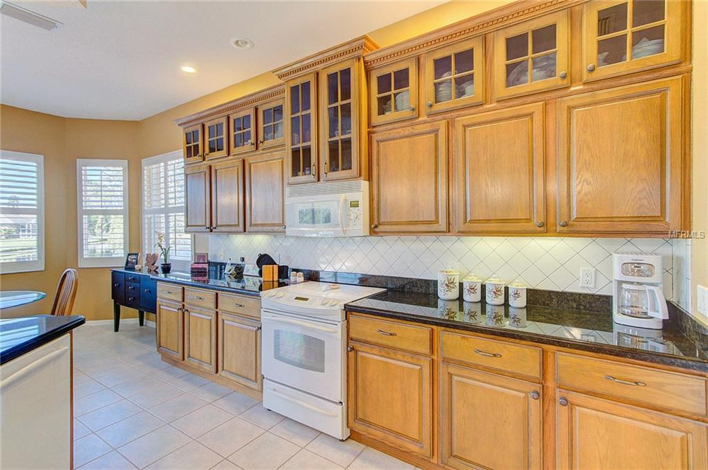 4810 76TH COURT E, BRADENTON, Florida 34203, 3 Bedrooms Bedrooms, 8 Rooms Rooms,2 BathroomsBathrooms,Residential,For sale,76TH,A4208531