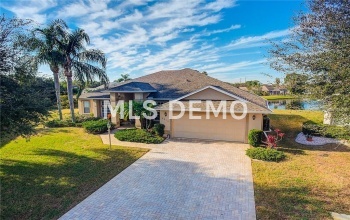 4810 76TH COURT E, BRADENTON, Florida 34203, 3 Bedrooms Bedrooms, 8 Rooms Rooms,2 BathroomsBathrooms,Residential,For sale,76TH,A4208531