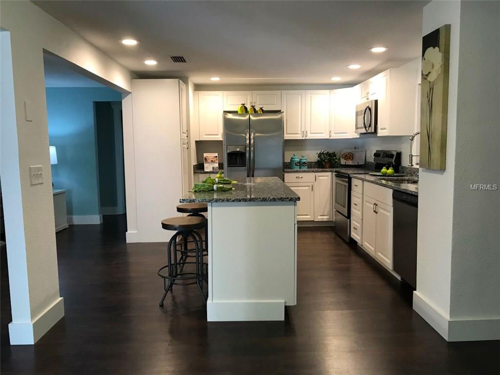 208 47TH STREET W, BRADENTON, Florida 34209, 3 Bedrooms Bedrooms, 3 Rooms Rooms,2 BathroomsBathrooms,Residential,For sale,47TH,A4209180