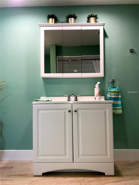 208 47TH STREET W, BRADENTON, Florida 34209, 3 Bedrooms Bedrooms, 3 Rooms Rooms,2 BathroomsBathrooms,Residential,For sale,47TH,A4209180