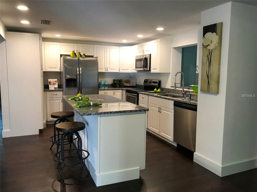 208 47TH STREET W, BRADENTON, Florida 34209, 3 Bedrooms Bedrooms, 3 Rooms Rooms,2 BathroomsBathrooms,Residential,For sale,47TH,A4209180