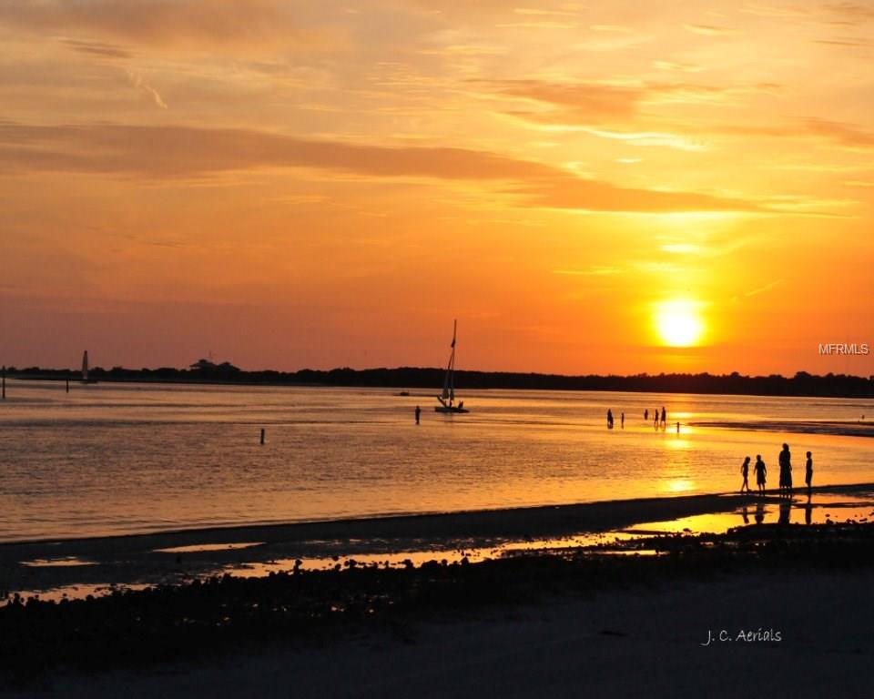 613 COBIA WAY, OLDSMAR, Florida 34677, 3 Bedrooms Bedrooms, 6 Rooms Rooms,2 BathroomsBathrooms,Residential,For sale,COBIA,T2927408