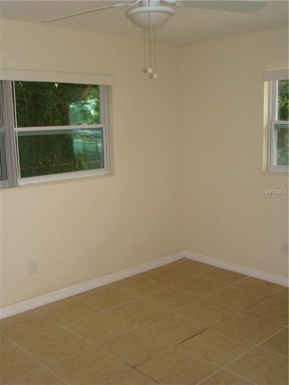 1005 KEATS AVENUE, ORLANDO, Florida 32809, 4 Bedrooms Bedrooms, 9 Rooms Rooms,2 BathroomsBathrooms,Residential,For sale,KEATS,O5561408