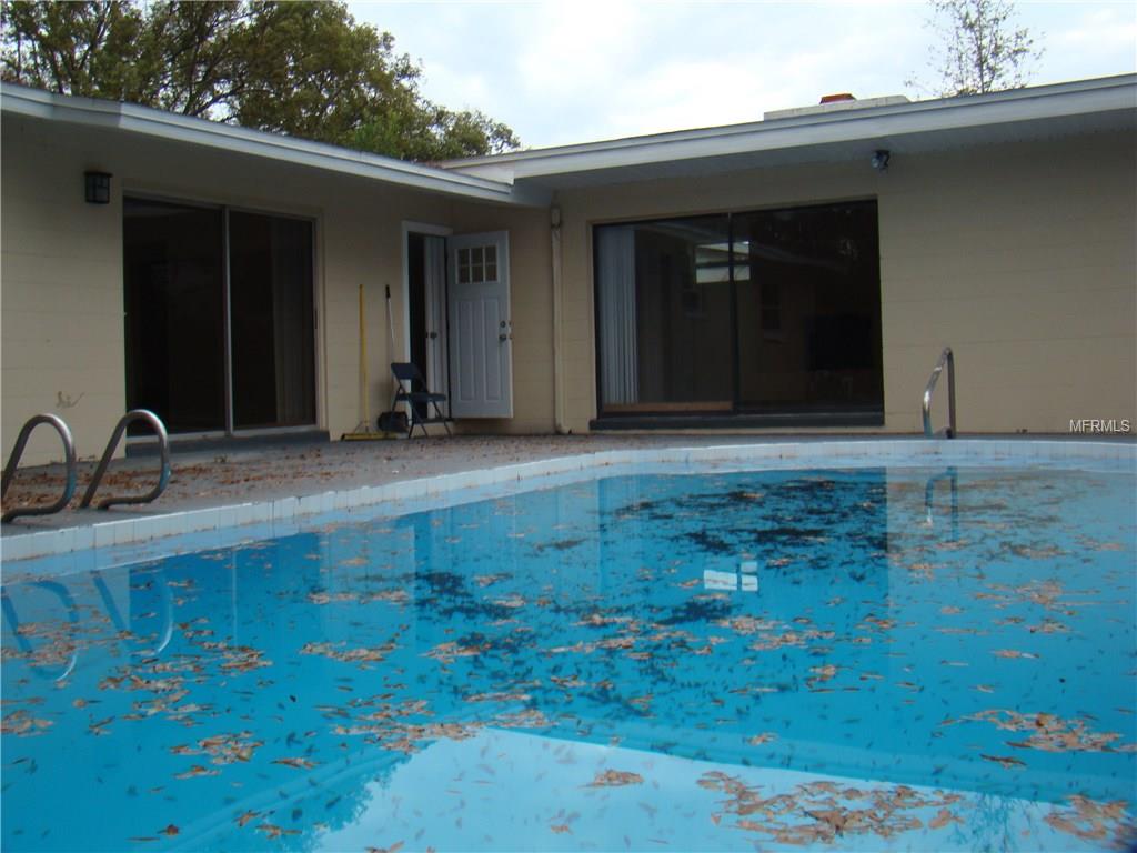 1005 KEATS AVENUE, ORLANDO, Florida 32809, 4 Bedrooms Bedrooms, 9 Rooms Rooms,2 BathroomsBathrooms,Residential,For sale,KEATS,O5561408