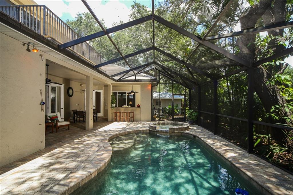 1874 OLEANDER STREET, SARASOTA, Florida 34239, 5 Bedrooms Bedrooms, 14 Rooms Rooms,4 BathroomsBathrooms,Residential,For sale,OLEANDER,A4209954