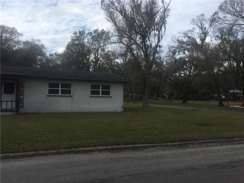 1503 AZALEA STREET, PLANT CITY, Florida 33563, 3 Bedrooms Bedrooms, 6 Rooms Rooms,2 BathroomsBathrooms,Residential,For sale,AZALEA,T2928439
