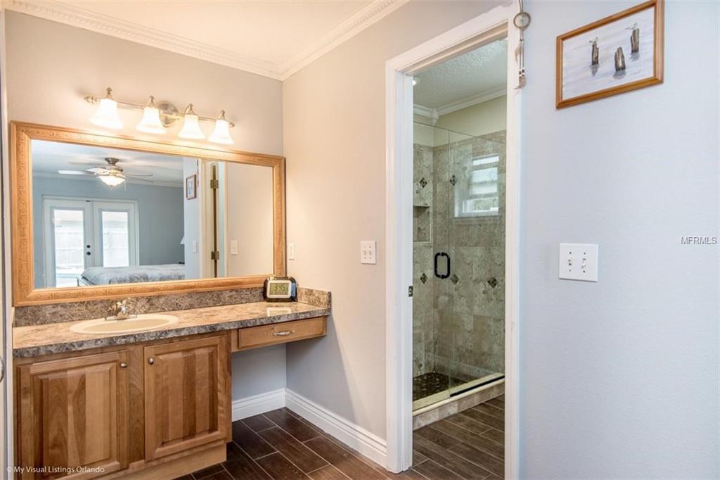 256 CAMBRIDGE DRIVE, LONGWOOD, Florida 32779, 4 Bedrooms Bedrooms, 7 Rooms Rooms,2 BathroomsBathrooms,Residential,For sale,CAMBRIDGE,O5561939