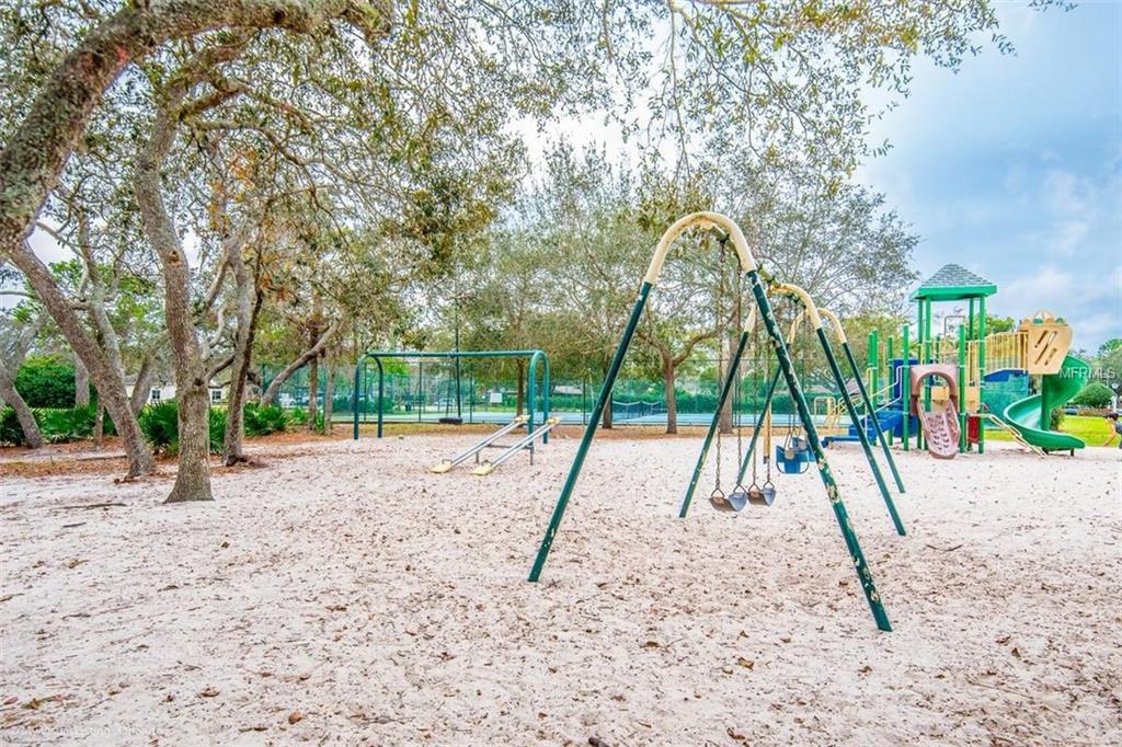 256 CAMBRIDGE DRIVE, LONGWOOD, Florida 32779, 4 Bedrooms Bedrooms, 7 Rooms Rooms,2 BathroomsBathrooms,Residential,For sale,CAMBRIDGE,O5561939