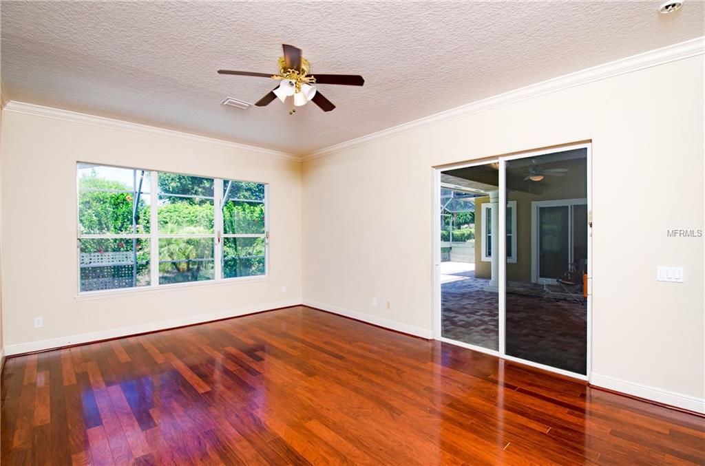 2245 CALLAWAY COURT, DAVENPORT, Florida 33837, 5 Bedrooms Bedrooms, 9 Rooms Rooms,4 BathroomsBathrooms,Residential,For sale,CALLAWAY,O5513847