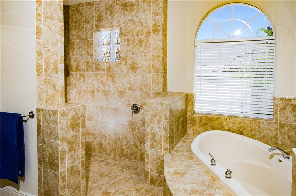 2245 CALLAWAY COURT, DAVENPORT, Florida 33837, 5 Bedrooms Bedrooms, 9 Rooms Rooms,4 BathroomsBathrooms,Residential,For sale,CALLAWAY,O5513847