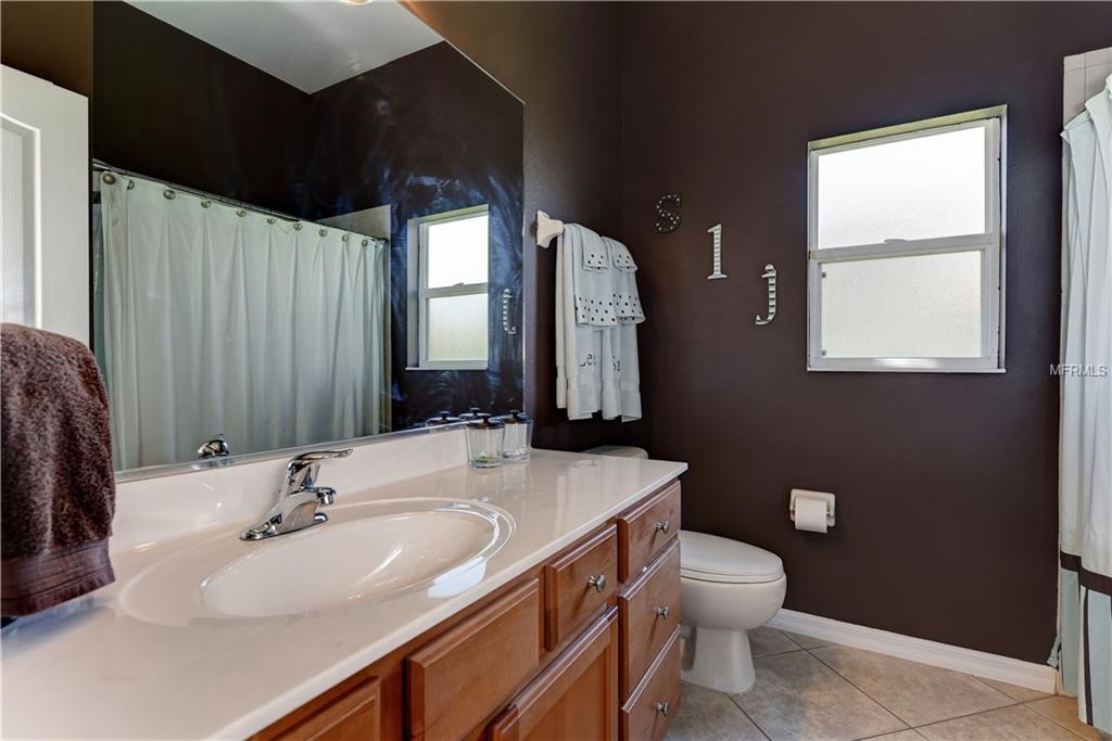 232 DOVE TRAIL, BRADENTON, Florida 34212, 5 Bedrooms Bedrooms, 12 Rooms Rooms,4 BathroomsBathrooms,Residential,For sale,DOVE,A4193824