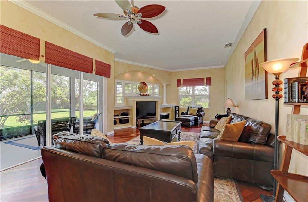 232 DOVE TRAIL, BRADENTON, Florida 34212, 5 Bedrooms Bedrooms, 12 Rooms Rooms,4 BathroomsBathrooms,Residential,For sale,DOVE,A4193824