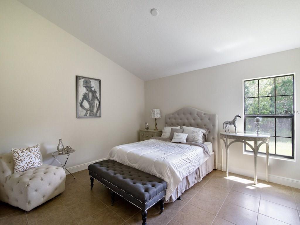 350 GARDENIA COURT, KISSIMMEE, Florida 34759, 3 Bedrooms Bedrooms, 7 Rooms Rooms,2 BathroomsBathrooms,Residential,For sale,GARDENIA,O5545077