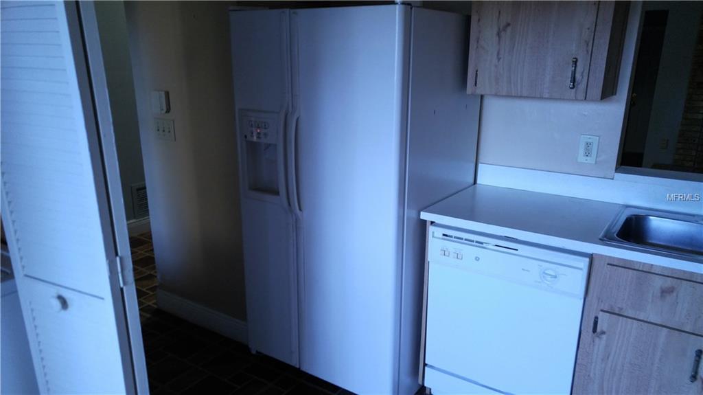 5813 BLUE DAHLIA WAY, ORLANDO, Florida 32807, 2 Bedrooms Bedrooms, 4 Rooms Rooms,2 BathroomsBathrooms,Residential,For sale,BLUE DAHLIA,O5553689