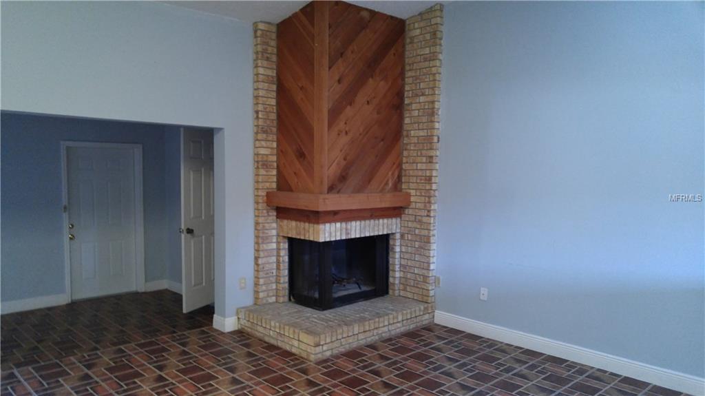 5813 BLUE DAHLIA WAY, ORLANDO, Florida 32807, 2 Bedrooms Bedrooms, 4 Rooms Rooms,2 BathroomsBathrooms,Residential,For sale,BLUE DAHLIA,O5553689