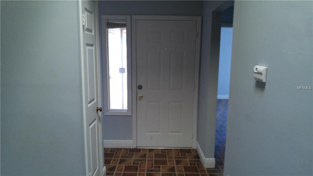 5813 BLUE DAHLIA WAY, ORLANDO, Florida 32807, 2 Bedrooms Bedrooms, 4 Rooms Rooms,2 BathroomsBathrooms,Residential,For sale,BLUE DAHLIA,O5553689