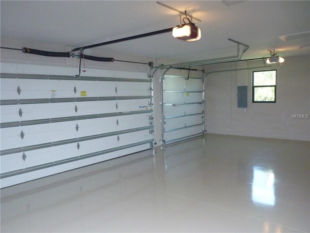 332 CORAL STREET, VENICE, Florida 34285, 3 Bedrooms Bedrooms, 8 Rooms Rooms,2 BathroomsBathrooms,Residential,For sale,CORAL,N5915751