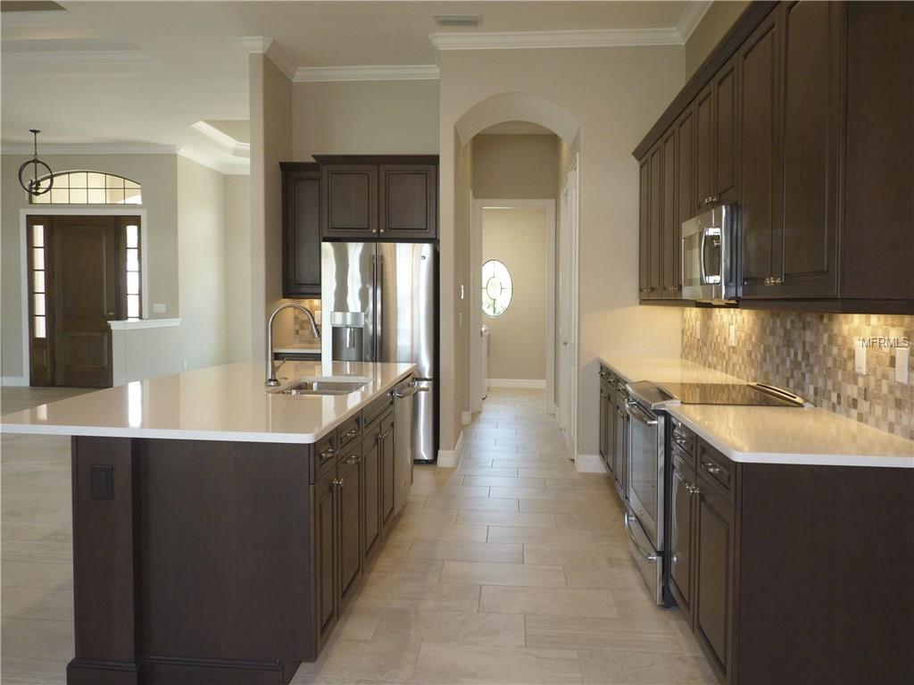 332 CORAL STREET, VENICE, Florida 34285, 3 Bedrooms Bedrooms, 8 Rooms Rooms,2 BathroomsBathrooms,Residential,For sale,CORAL,N5915751