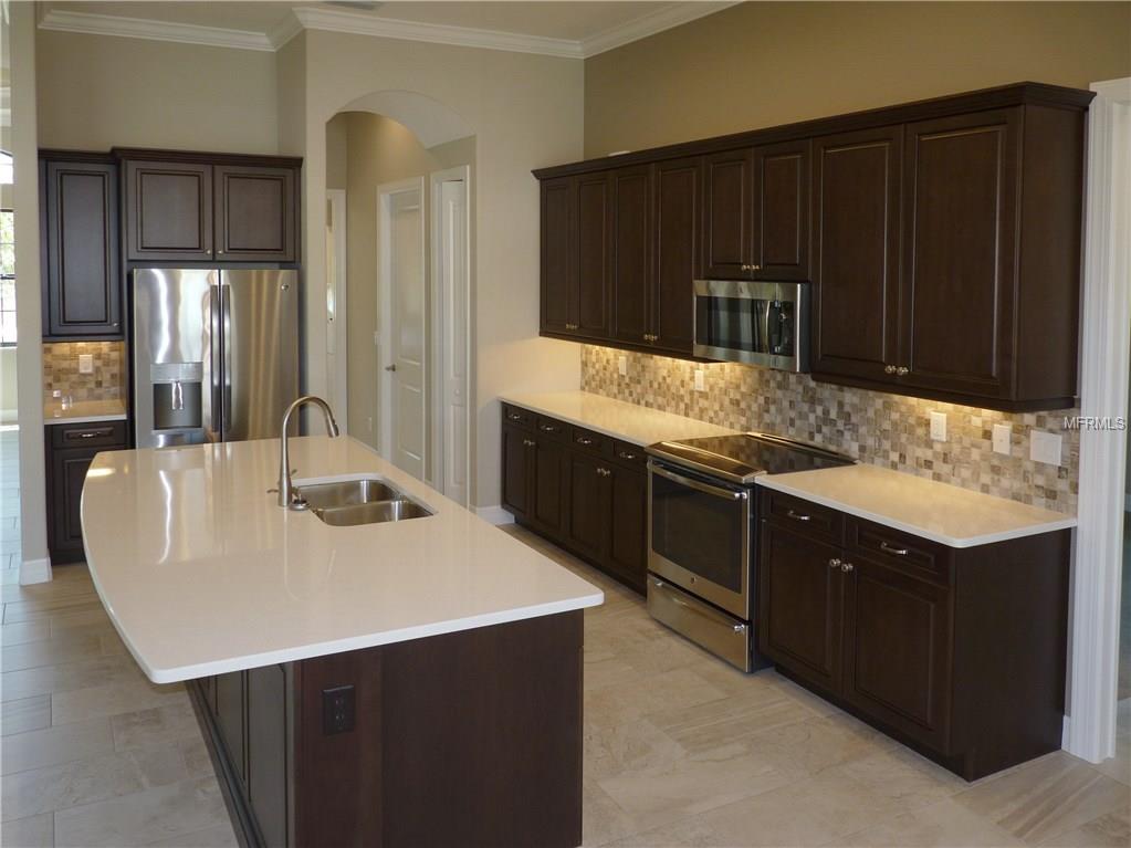 332 CORAL STREET, VENICE, Florida 34285, 3 Bedrooms Bedrooms, 8 Rooms Rooms,2 BathroomsBathrooms,Residential,For sale,CORAL,N5915751