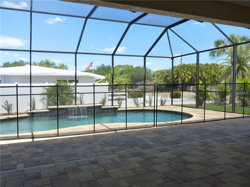 332 CORAL STREET, VENICE, Florida 34285, 3 Bedrooms Bedrooms, 8 Rooms Rooms,2 BathroomsBathrooms,Residential,For sale,CORAL,N5915751