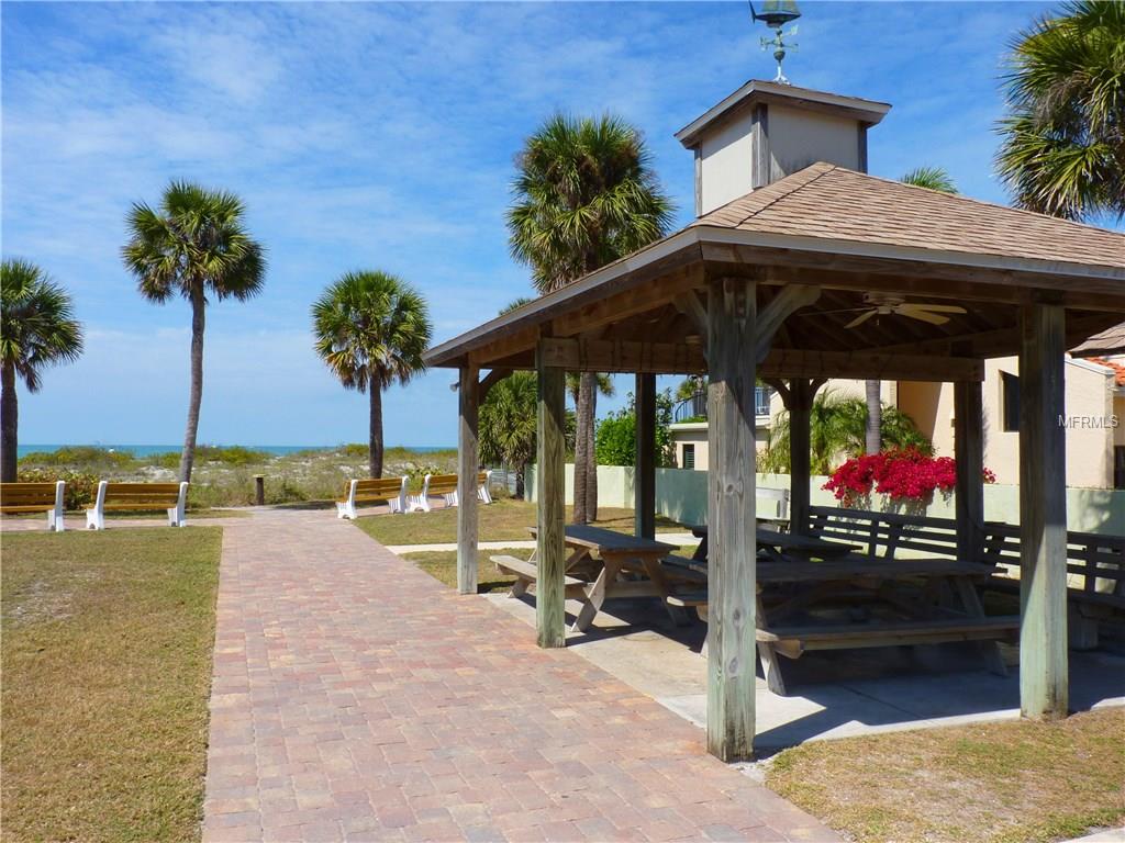 332 CORAL STREET, VENICE, Florida 34285, 3 Bedrooms Bedrooms, 8 Rooms Rooms,2 BathroomsBathrooms,Residential,For sale,CORAL,N5915751