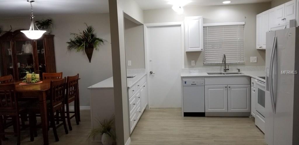 9945 MAINLANDS BOULEVARD N, PINELLAS PARK, Florida 33782, 2 Bedrooms Bedrooms, 3 Rooms Rooms,2 BathroomsBathrooms,Residential,For sale,MAINLANDS,O5557075