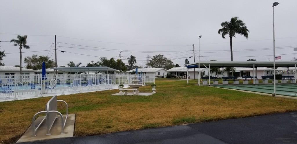 9945 MAINLANDS BOULEVARD N, PINELLAS PARK, Florida 33782, 2 Bedrooms Bedrooms, 3 Rooms Rooms,2 BathroomsBathrooms,Residential,For sale,MAINLANDS,O5557075