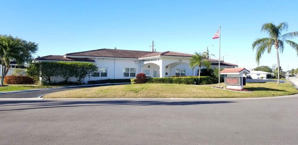 9945 MAINLANDS BOULEVARD N, PINELLAS PARK, Florida 33782, 2 Bedrooms Bedrooms, 3 Rooms Rooms,2 BathroomsBathrooms,Residential,For sale,MAINLANDS,O5557075